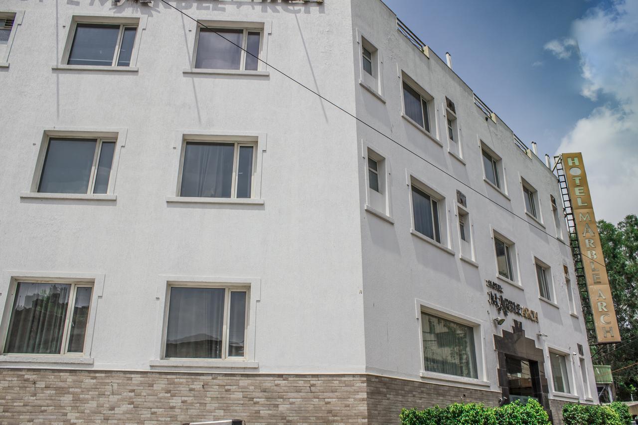 Fabhotel Marble Arch Karol Bagh Delhi  Exterior photo