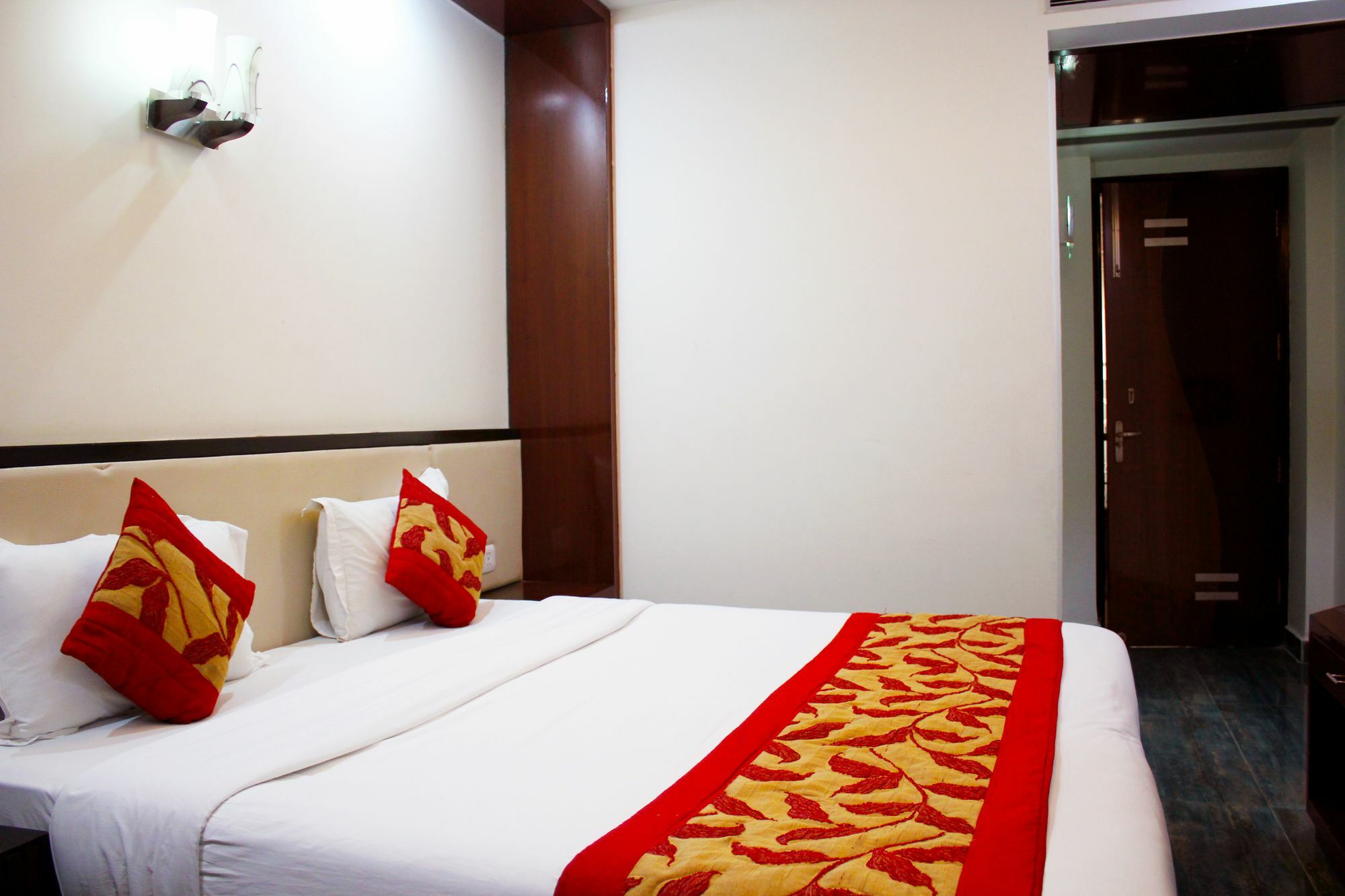 Fabhotel Marble Arch Karol Bagh Delhi  Exterior photo